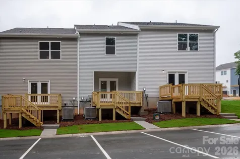 1207 Signal Avenue Gastonia NC 28052