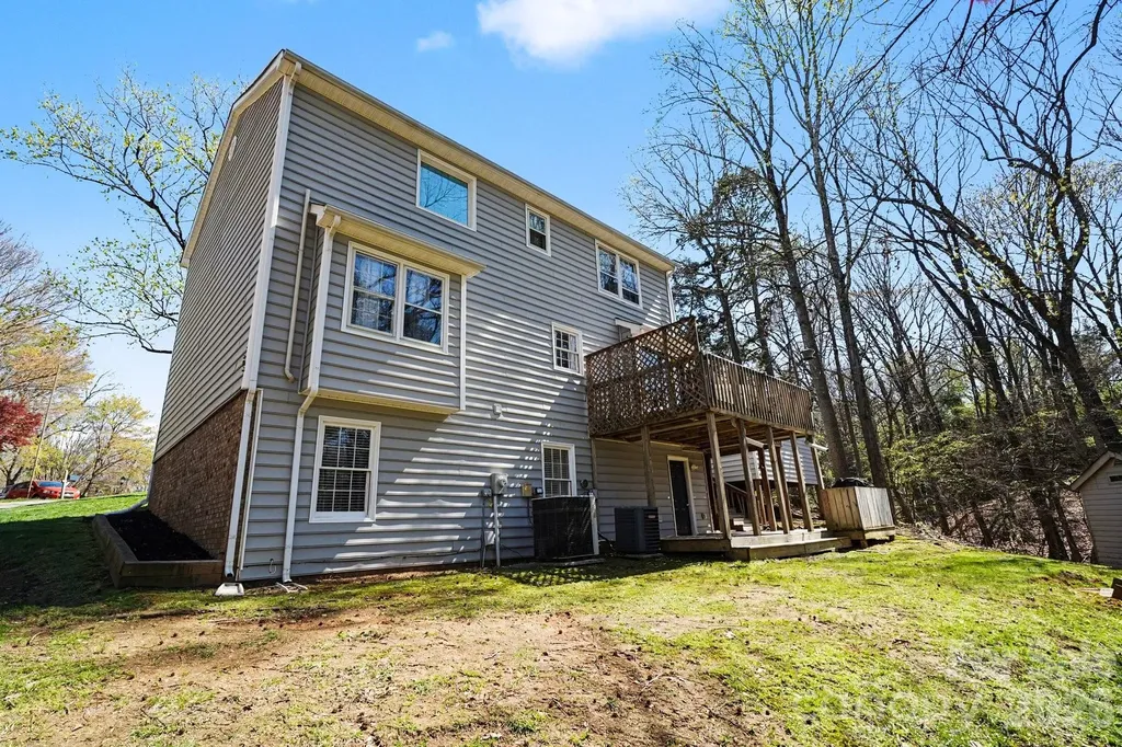 2724 Artesian Court Charlotte NC 28270