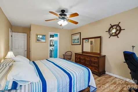 2724 Artesian Court Charlotte NC 28270