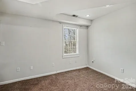 2724 Artesian Court Charlotte NC 28270
