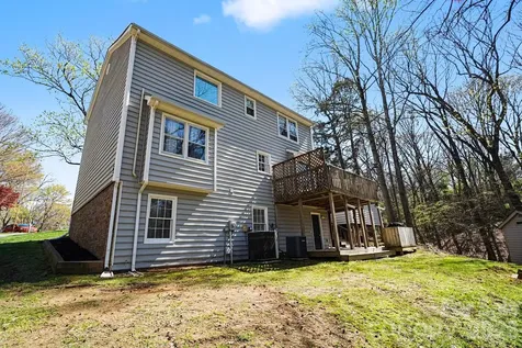 2724 Artesian Court Charlotte NC 28270
