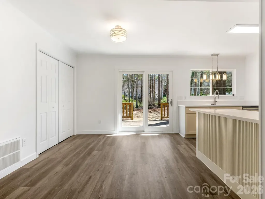 6223 Whitewater Drive Charlotte NC 28214