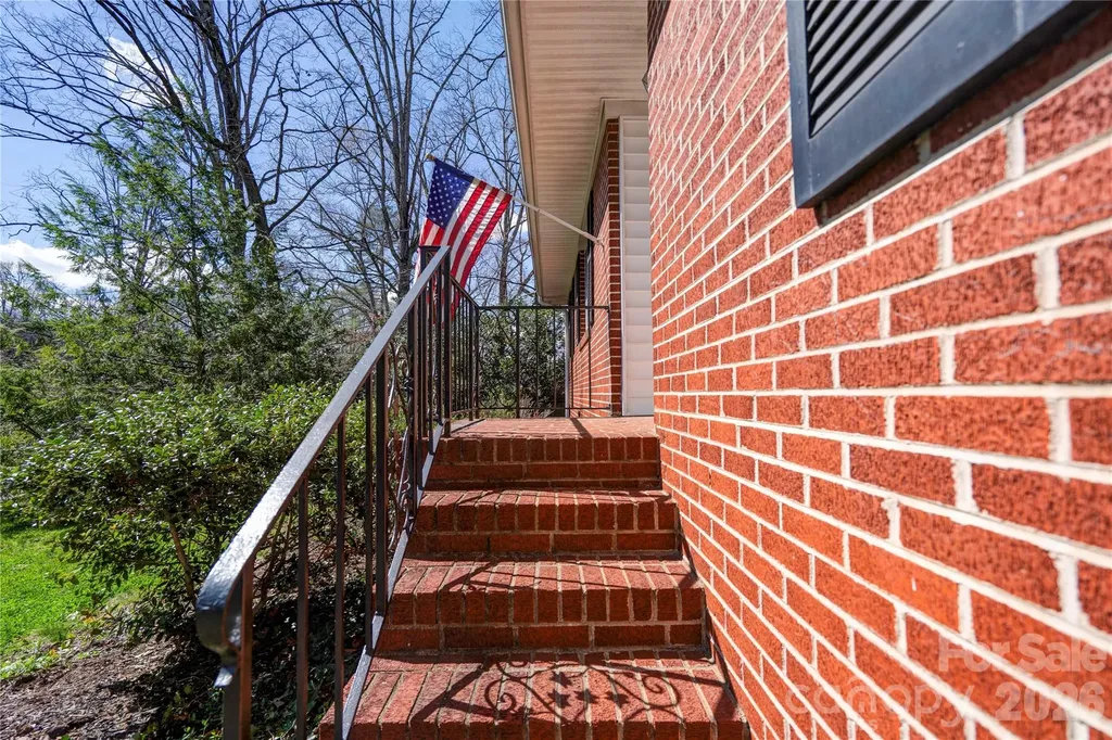 1000 W Sumter Street Shelby NC 28150