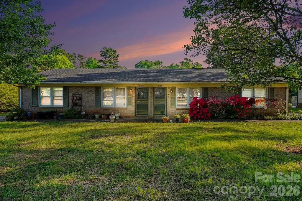 6100/6102 Pleasant Grove Road Charlotte NC 28216