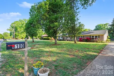 6100/6102 Pleasant Grove Road Charlotte NC 28216
