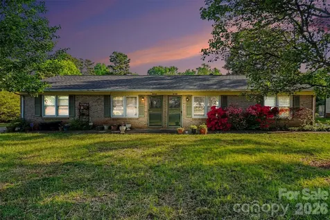 6100/6102 Pleasant Grove Road Charlotte NC 28216
