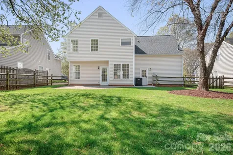 10115 Glencrest Drive Huntersville NC 28078