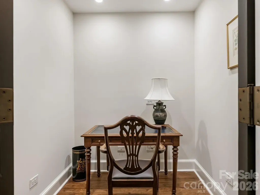 2633 Richardson Drive Charlotte NC 28211