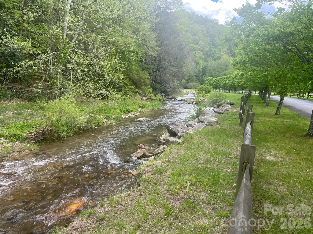 531 Roca Vista Drive Lenoir NC 28645