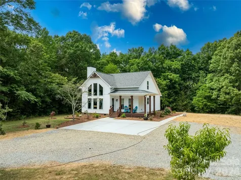 13386 Cabarrus Station Road Midland NC 28107