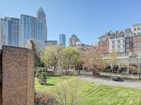 328 W 6th Street Charlotte NC 28202