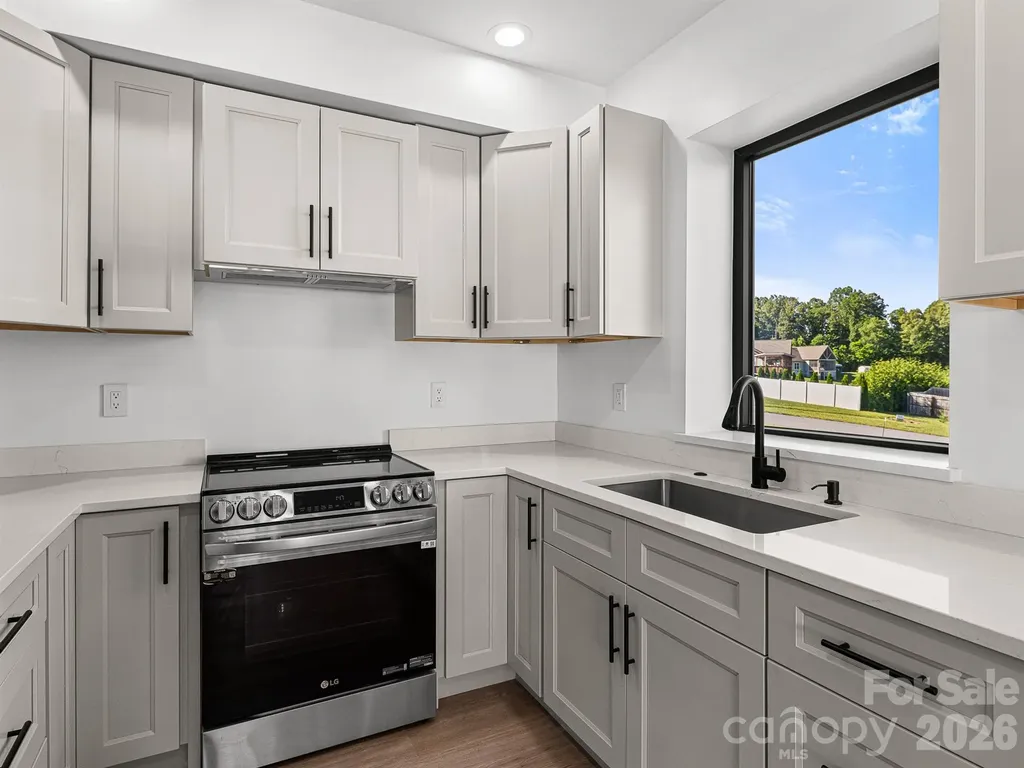 1026 Hillside Ridge Road Candler NC 28715