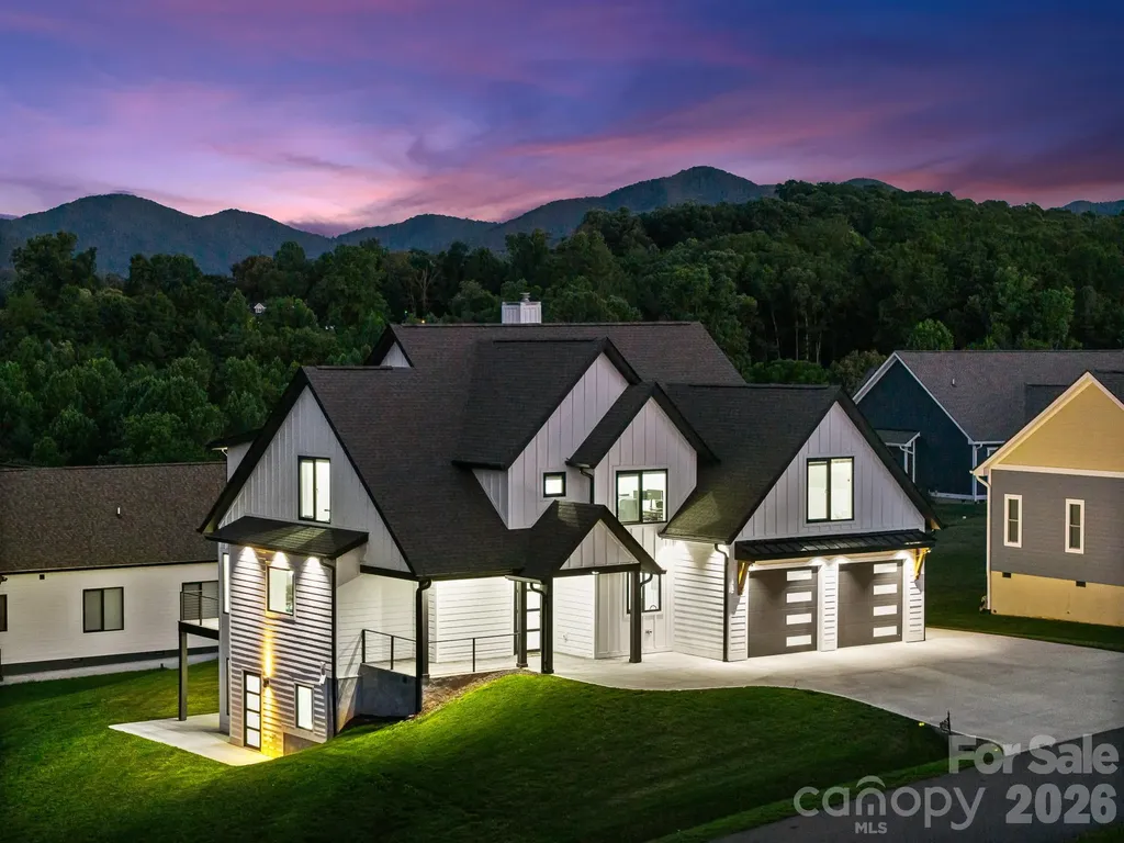1026 Hillside Ridge Road Candler NC 28715