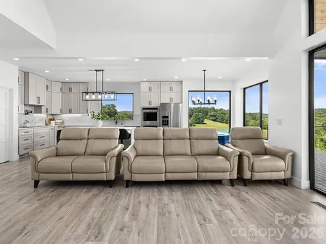 1026 Hillside Ridge Road Candler NC 28715