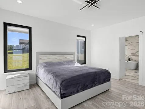 1026 Hillside Ridge Road Candler NC 28715