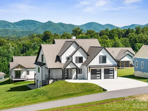 1026 Hillside Ridge Road Candler NC 28715