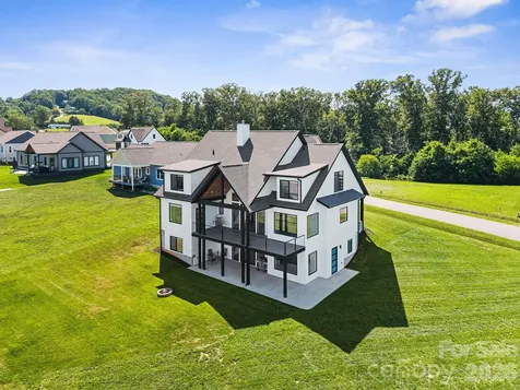 1026 Hillside Ridge Road Candler NC 28715