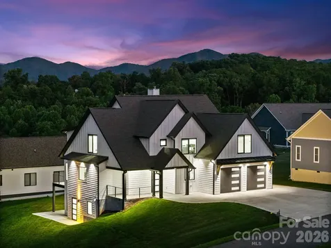 1026 Hillside Ridge Road Candler NC 28715
