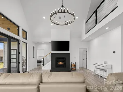 1026 Hillside Ridge Road Candler NC 28715