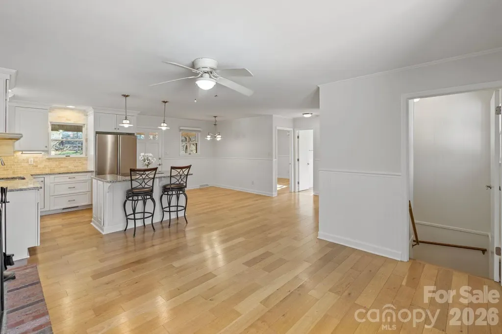 8032 Lakeview Drive Denver NC 28037