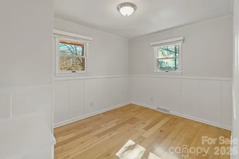 8032 Lakeview Drive Denver NC 28037