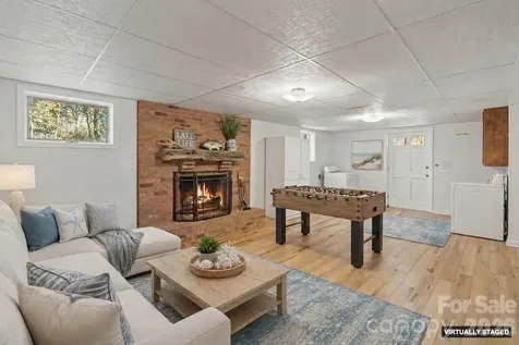 8032 Lakeview Drive Denver NC 28037