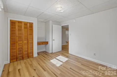 8032 Lakeview Drive Denver NC 28037
