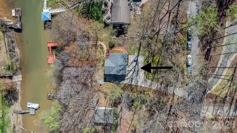 8032 Lakeview Drive Denver NC 28037