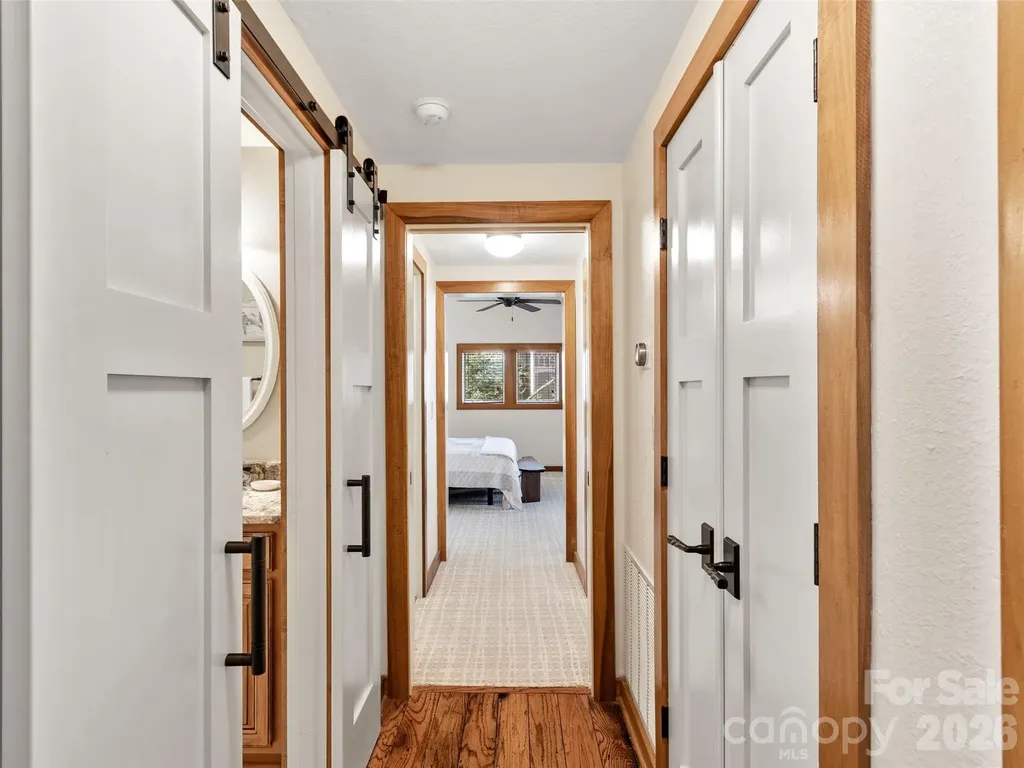 61 Creekside Way Burnsville NC 28714