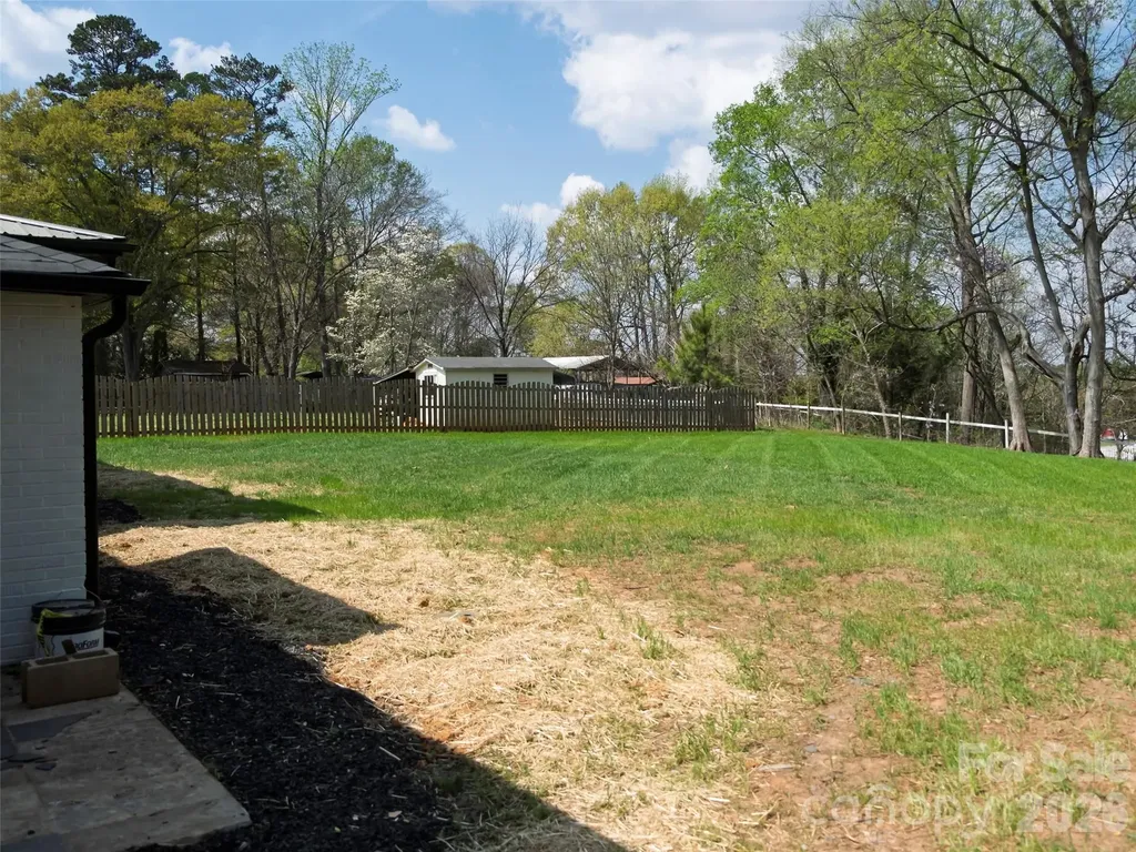 1325 Armstrong Road Belmont NC 28012