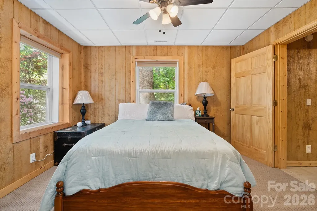 215 Atkins Loop Lake Junaluska NC 28745