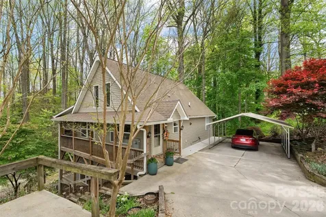 215 Atkins Loop Lake Junaluska NC 28745