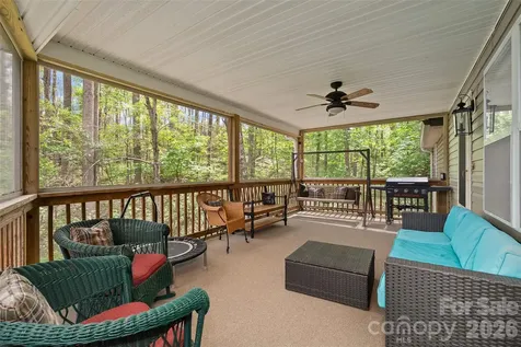 215 Atkins Loop Lake Junaluska NC 28745
