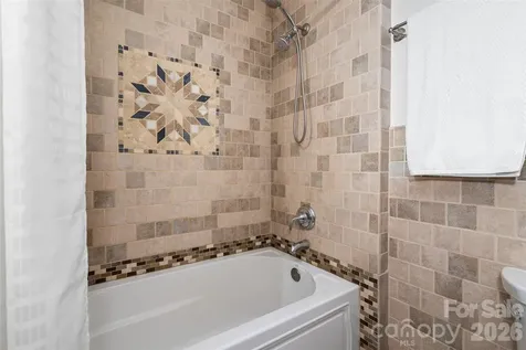 215 Atkins Loop Lake Junaluska NC 28745