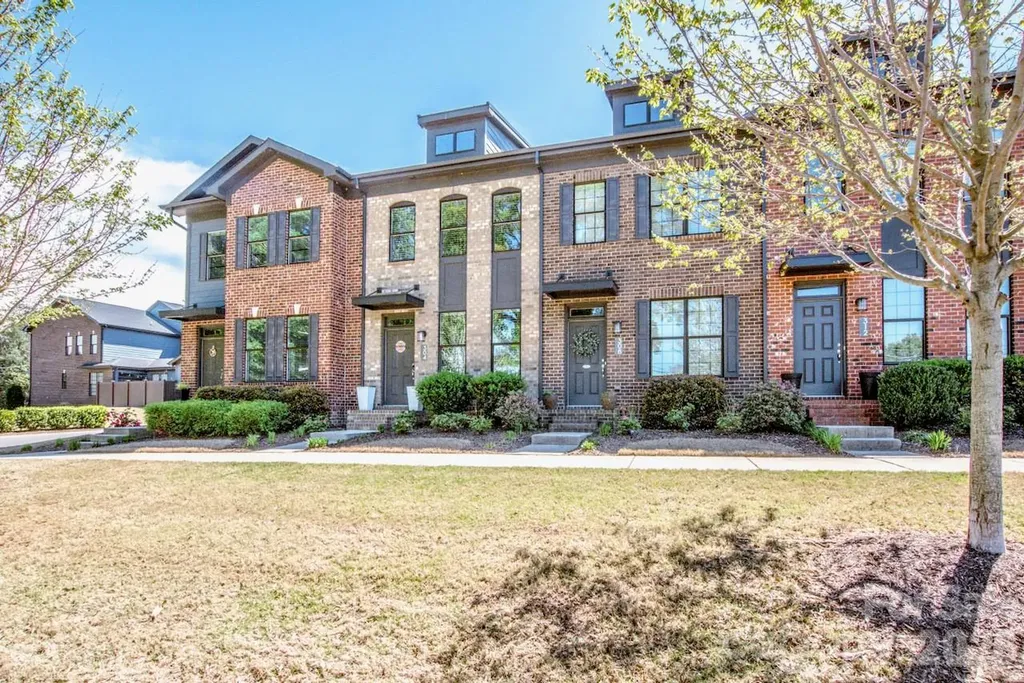 308 Linestowe Drive Belmont NC 28012