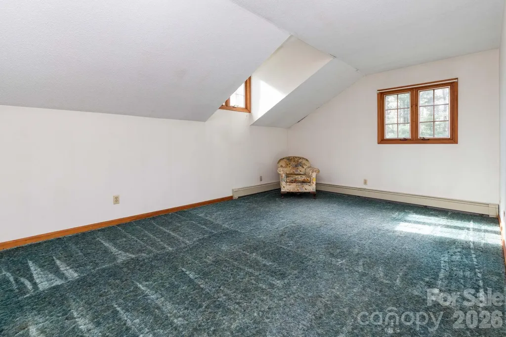 586 Justice Ridge Road Candler NC 28715
