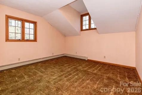 586 Justice Ridge Road Candler NC 28715