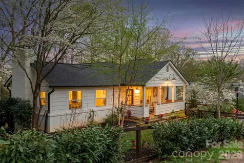 24 Dellwood Street Asheville NC 28806