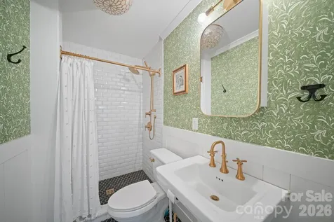 24 Dellwood Street Asheville NC 28806