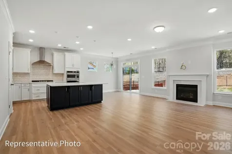 3057 Constitution Lane Gastonia NC 28056