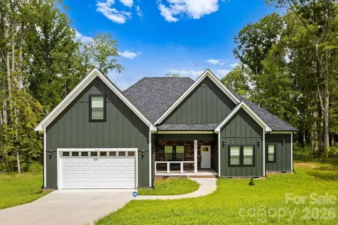 2002 Plain Field Drive Bessemer City NC 28016