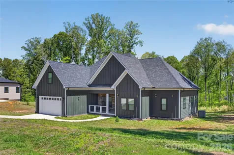 2002 Plain Field Drive Bessemer City NC 28016