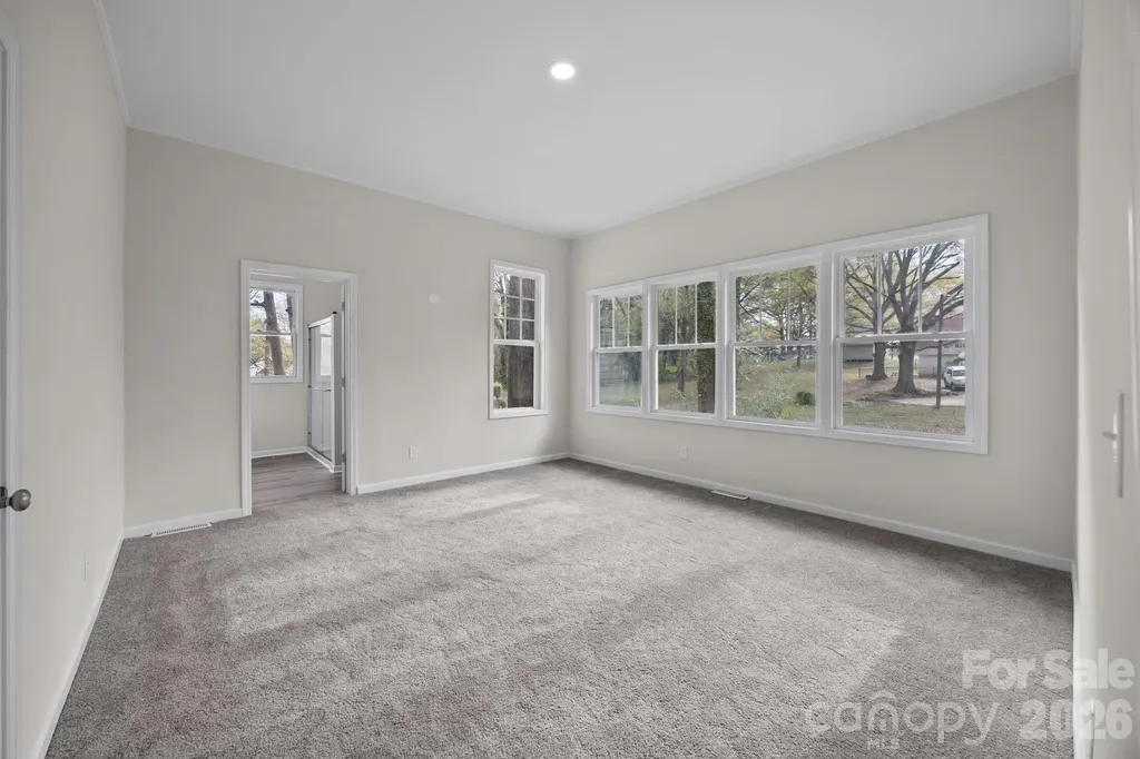 606 Townsend Avenue Gastonia NC 28052