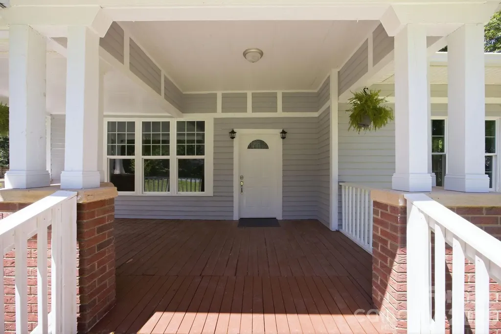 606 Townsend Avenue Gastonia NC 28052