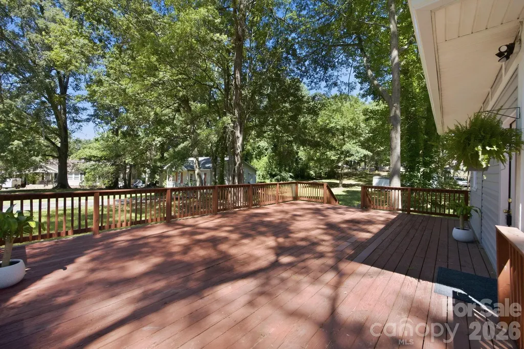 606 Townsend Avenue Gastonia NC 28052
