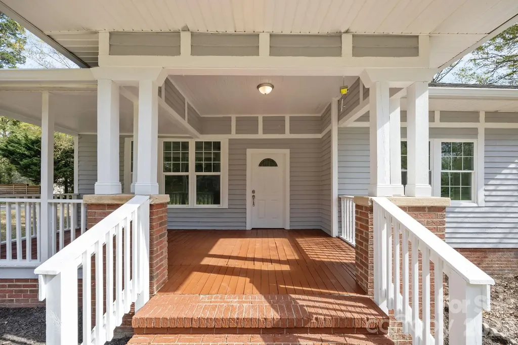 606 Townsend Avenue Gastonia NC 28052