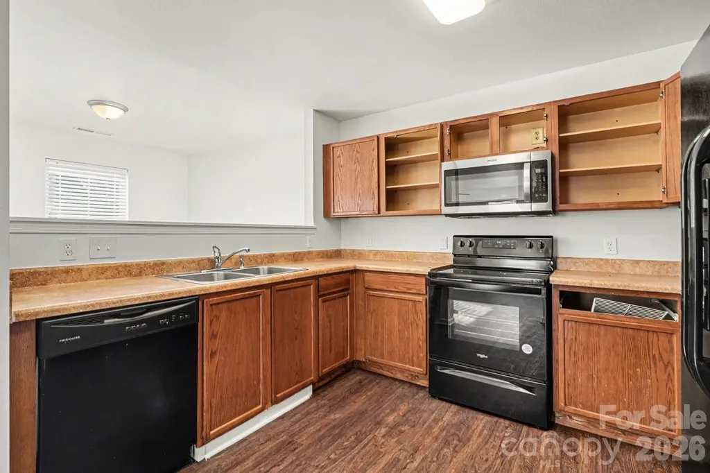 911 Swearngan Ridge Court Charlotte NC 28216