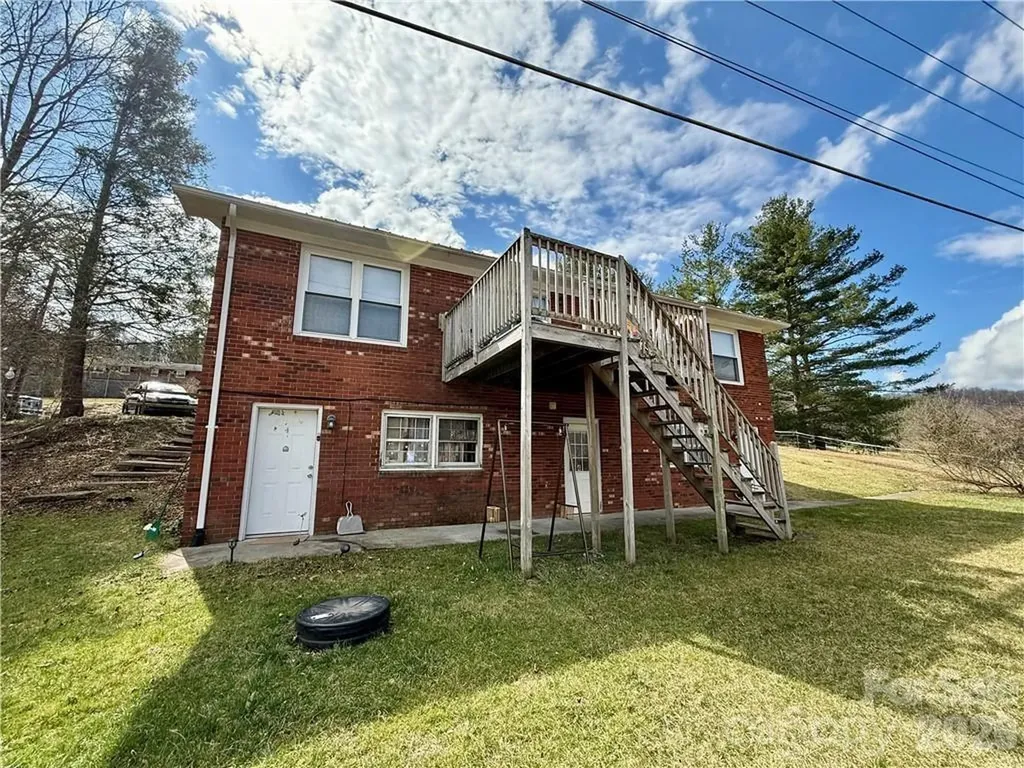 210 Howards Creek Road Boone NC 28607