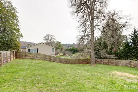 107 Shepard Way Burnsville NC 28714