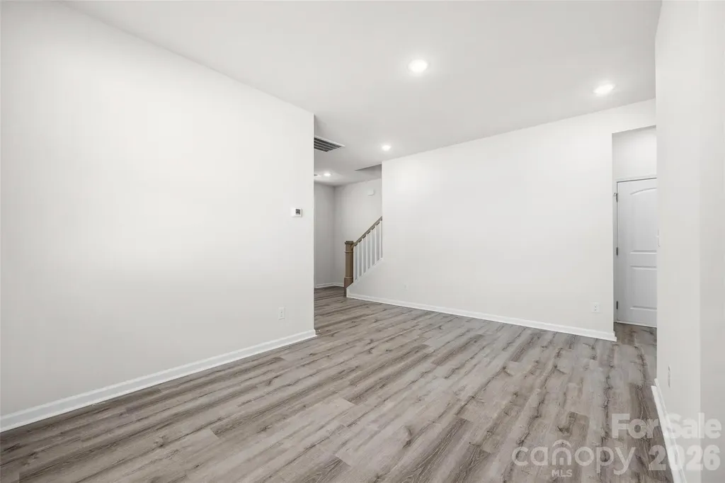 7024 Maple Run Circle Charlotte NC 28215